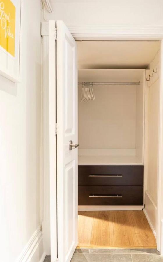Modern Design Homestay *